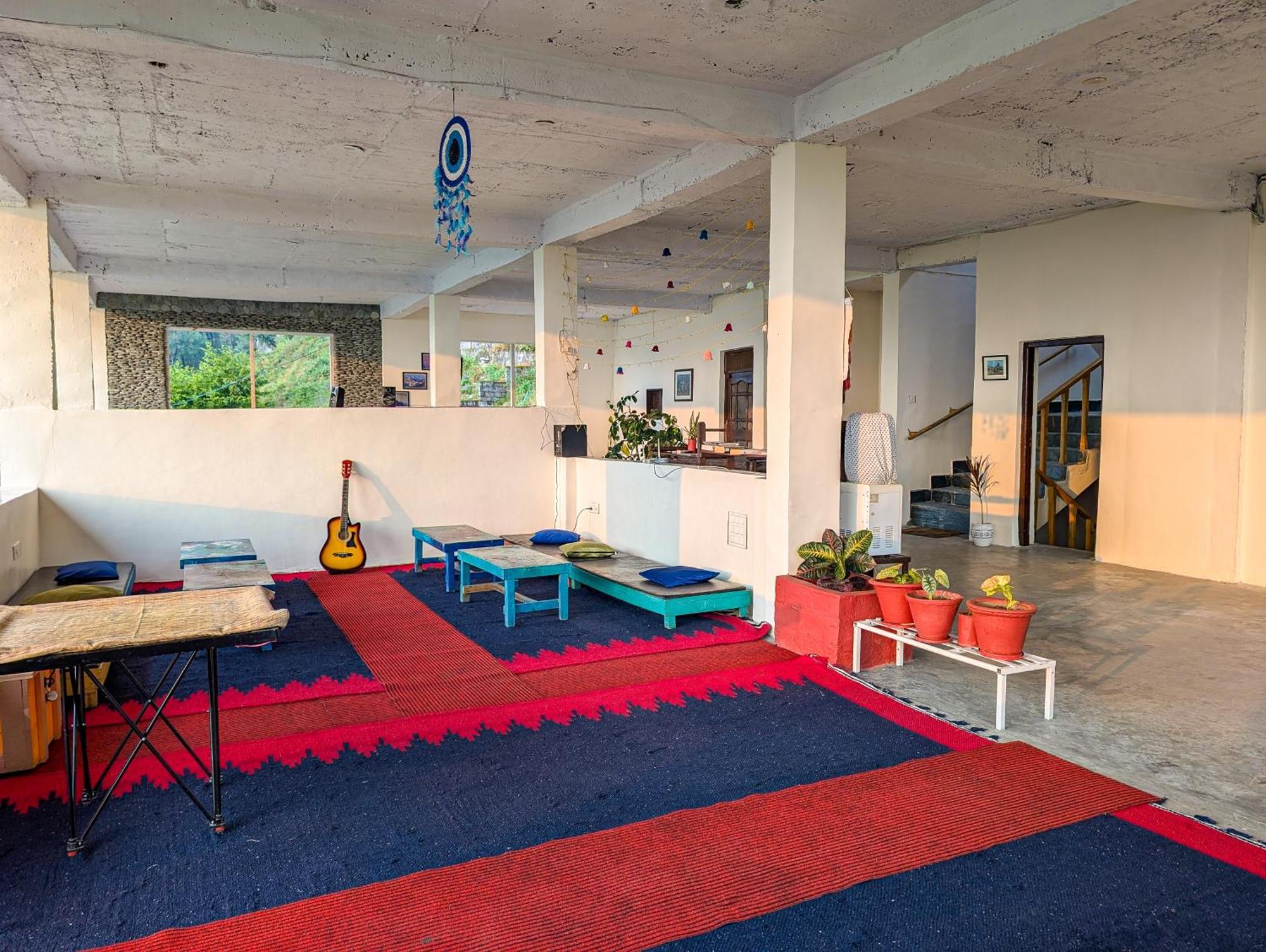 Hobo Hostel Dharamshala Eksteriør bilde